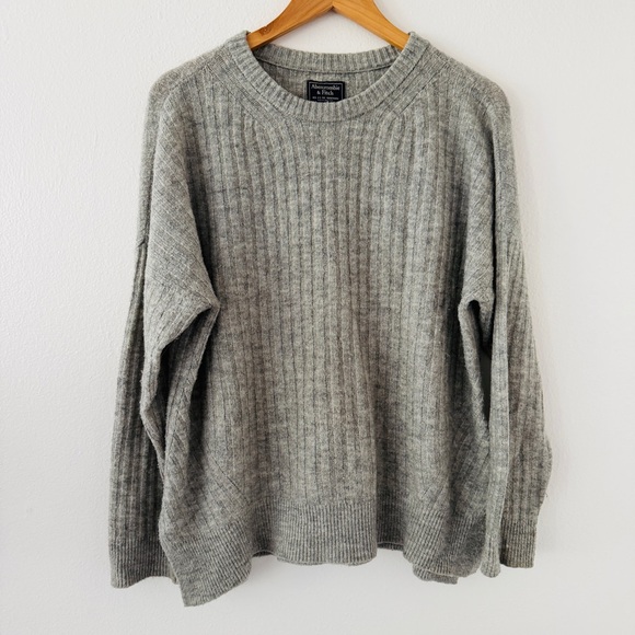 Abercrombie & Fitch Sweaters - Abercrombie & Fitch Gray Sweater